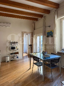 Foto Appartamento in Via carducci 61, Verona Veronetta di 75 m² in affitto
