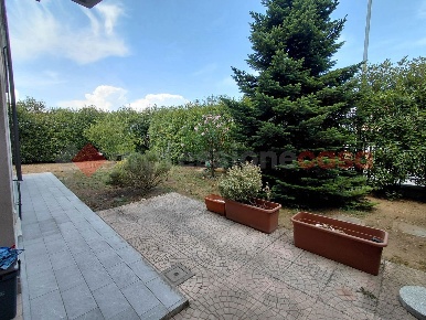 Foto Appartamento in Via Pirandello 11, Dairago di 96 m² con 3 locali