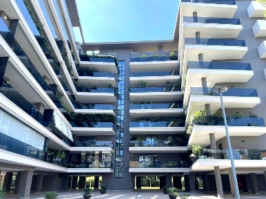 Foto Appartamento in CORSO ALCIDE DE GASPERI, Bari Poggiofranco di 150 m²