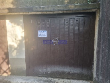 Foto Box in VIA ALPINI, Lomagna Centro di 12 m² in vendita