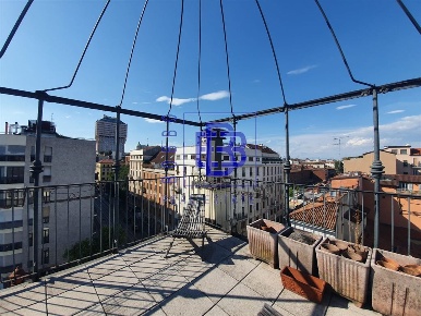 Foto Appartamento in Via San Calimero, Milano Quadronno - Crocetta di 95 m²