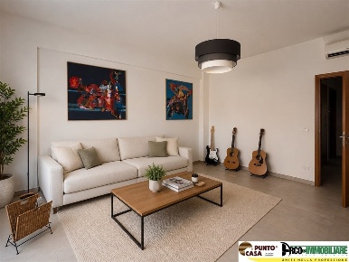 Foto Appartamento in Via Mariano D'Amelio, Palermo Montepellegrino di 83 m²