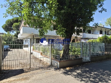 Foto Appartamento a Massa Ronchi - Poveromo di 70 m² con 5 locali