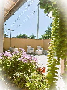 Foto Casa indipendente a Vicopisano di 180 m² con 6 locali in vendita