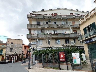 Foto Appartamento in FERMI, San Salvo di 100 m² con 4 locali in vendita