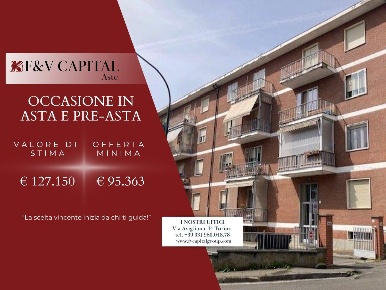 Foto Appartamento in Strada Cambiano, Chieri Semicentro di 90 m² in vendita
