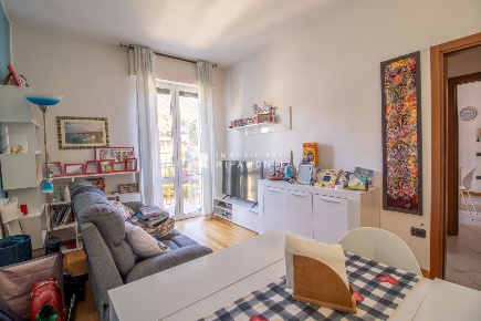 Foto Appartamento in Via Giuseppe Mazzini, Galbiate Centro di 92 m²