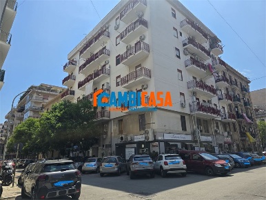Foto Ufficio a Palermo Zisa di 45 m² con 2 locali in vendita