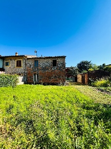 Foto Casa indipendente a Pieve a Nievole Centro di 90 m² con 5 locali