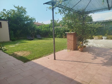 Foto Casa indipendente a Pisa Ospedaletto di 95 m² con 5 locali in vendita