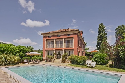 Foto Villa unifamiliare a Melazzo con 18 locali in vendita