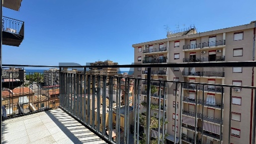 Foto Appartamento in Via Mariano Campo 5, Palermo Sperone di 115 m²