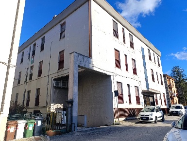 Foto Ufficio in VIA DE GASPERI, Fabriano Centro di 115 m² con 5 locali