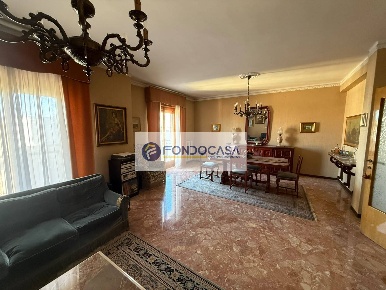 Foto Appartamento in Via Leuca 113, Lecce Leuca di 149 m² con 5 locali