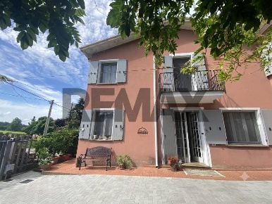 Foto Casa indipendente in via Liviana 32, Torreglia di 172 m² con 5 locali