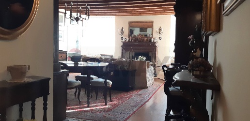 Foto Appartamento in via T. Tasso nc, Bergamo Centro di 153 m² con 3 locali