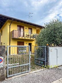Foto Appartamento in Via Camillo Medeot, San Lorenzo Isontino di 50 m²