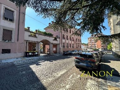 Foto Appartamento in Via Silvio Pellico, Gorizia Centro di 140 m²
