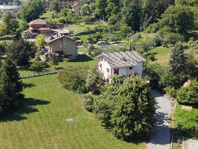 Foto Casa indipendente in Strada Statale 28 sud 42, Mondovì di 270 m²