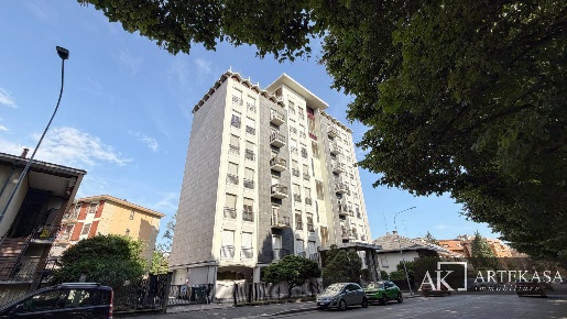 Foto Appartamento in Viale Kennedy 45, Novara San Paolo di 120 m²