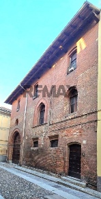 Foto Appartamento in via Teodolinda 30, Pavia Centro Storico di 180 m²