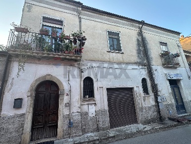Foto Case semi ndipendenti in via A. Zamparelli 16, San Leucio del Sannio
