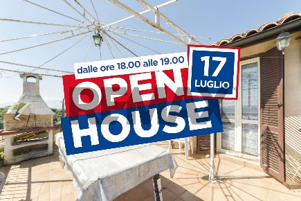 Foto Case semi ndipendenti in Salita Orti 19, Penne Centro di 114 m²