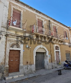 Foto Case semi ndipendenti in via Magenta 21, Pachino Centro di 85 m²