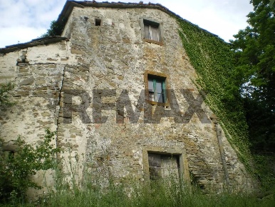 Foto Rustico in fraz. vogognano snc, Subbiano di 100 m² con 7 locali