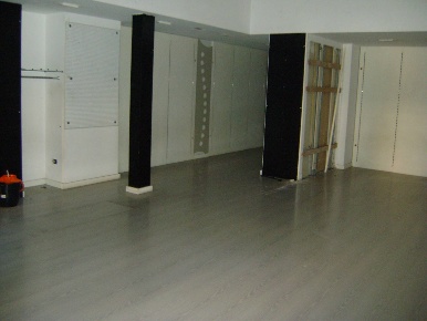 Foto Attività commerciale in Via Di Franco 1, Livorno di 80 m² con 2 locali