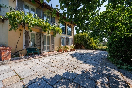 Foto Case semi ndipendenti in Via Mont Cervet, Pino Torinese di 306 m²