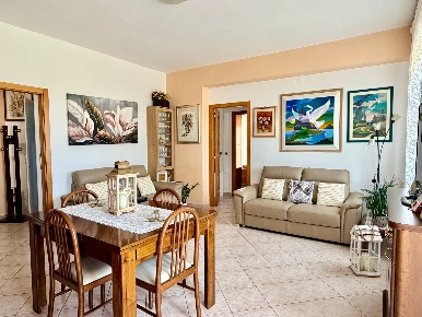 Foto Appartamento in via Giuseppe Mazzini, Montemarciano Centro di 150 m²