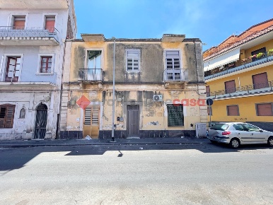 Foto Appartamento in Via Spoto 64, Catania Picanello di 52 m² con 2 locali