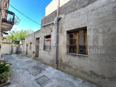 Foto Casa indipendente in Via Umberto I 256, Spadafora Centro di 74 m²