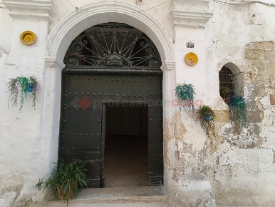 Foto Casa indipendente in Via San Nicola snc, Grottaglie di 520 m²