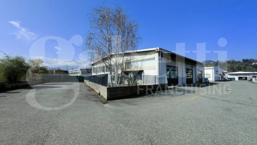 Foto Capannone industriale in Via LibertÃ  2, Vigliano Biellese di 205 m²