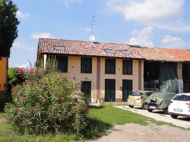 Foto Appartamento a Corbetta Semicentro, Isola di 80 m² con 3 locali