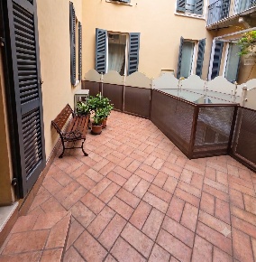 Foto Appartamento in Corso Martiri della Libertà, Brescia di 175 m²