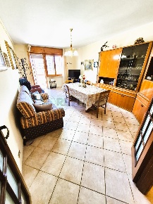 Foto Appartamento in Via Aldo Moro 126, Pescara Tirino di 125 m² in vendita