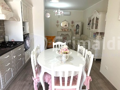 Foto Appartamento in Via Lepanto, Gallipoli di 80 m² con 4 locali