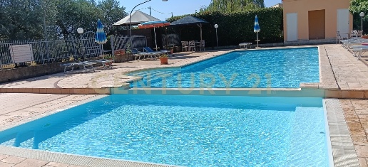Foto Casale in Località Podere di Mezzo 16 16, Gavorrano Centro di 415 m²