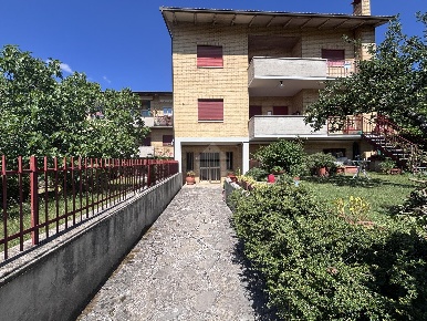 Foto Appartamento in Via. Gioacchino Rossini, Gubbio Centro di 50 m²
