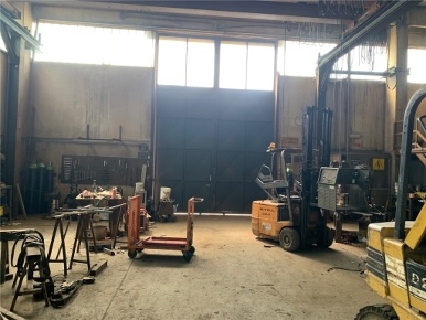 Foto Magazzino in VIA DI MERCATALE, Vinci Centro di 600 m² con 1 locali