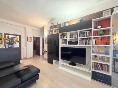 Foto Appartamento a Firenze di 90 m² con 4 locali in vendita