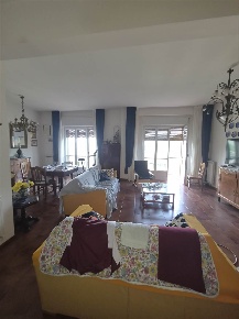 Foto Appartamento in Via Vitale, Pellezzano Centro di 120 m² con 5 locali