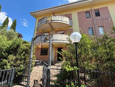 Foto Case semi ndipendenti in via Giovanni Verga 1, Rende Surdo di 230 m²