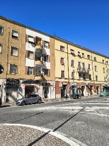 Foto Appartamento a Latina Centro Storico di 121 m² con 6 locali in vendita