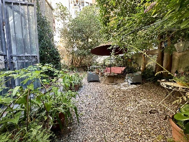 Foto Appartamento a Livorno Calzabigi di 120 m² con 7 locali in vendita