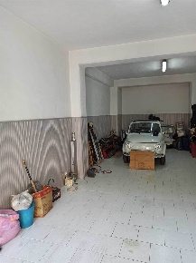 Foto Garage in Via Bellini 15, Valverde di 51 m² con 1 locali in vendita