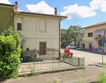 Foto Appartamento a Roccastrada di 126 m² con 4 locali in vendita